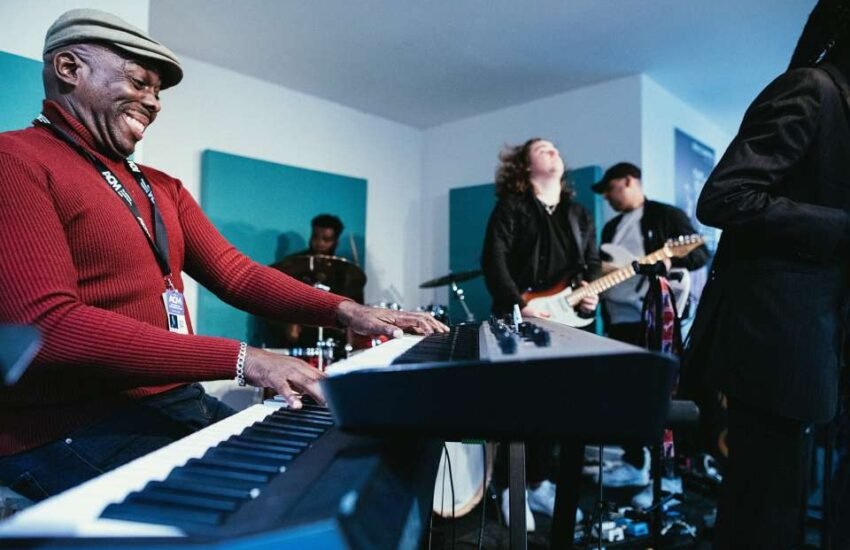 Cheap Music Schools in the UK