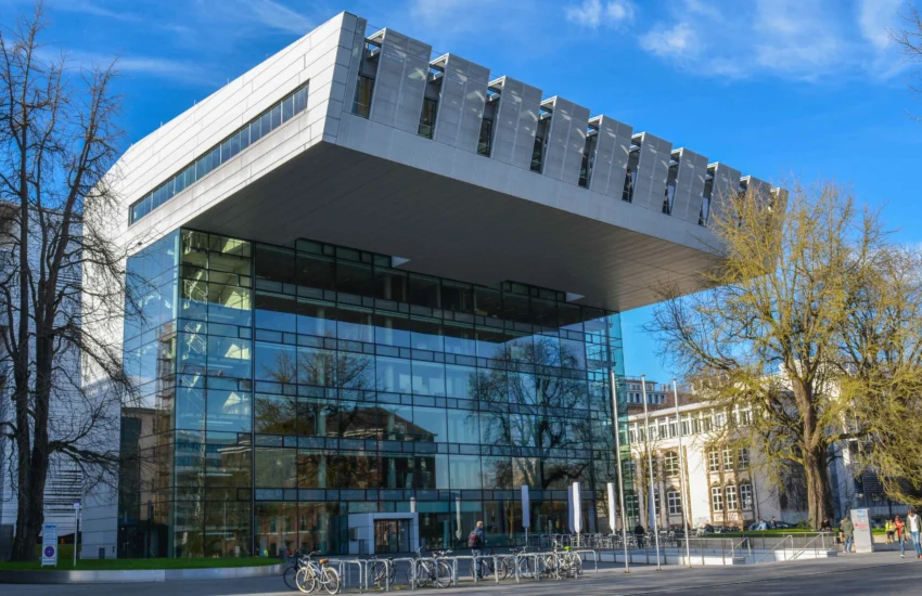 RWTH Aachen University